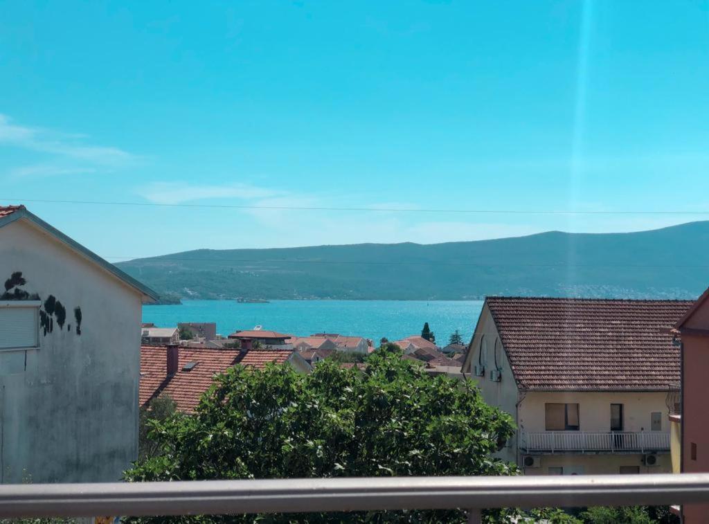 Apartmani Cupara Tivat Exteriér fotografie