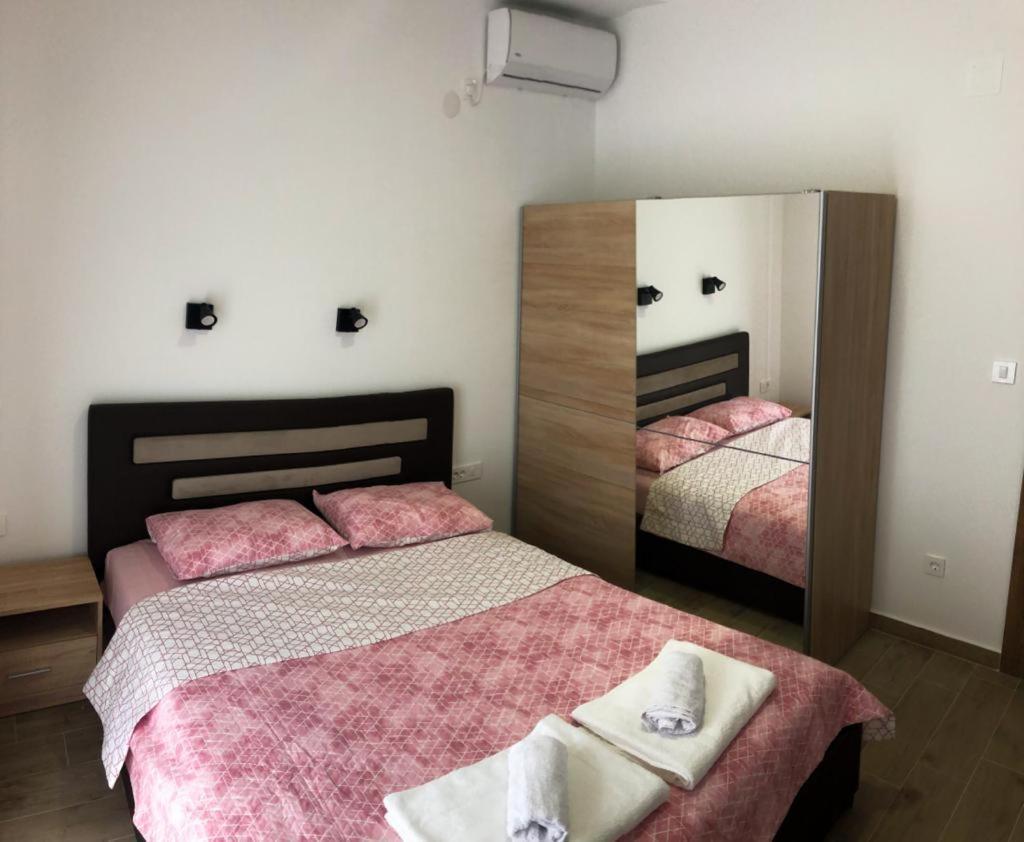 Apartmani Cupara Tivat Exteriér fotografie