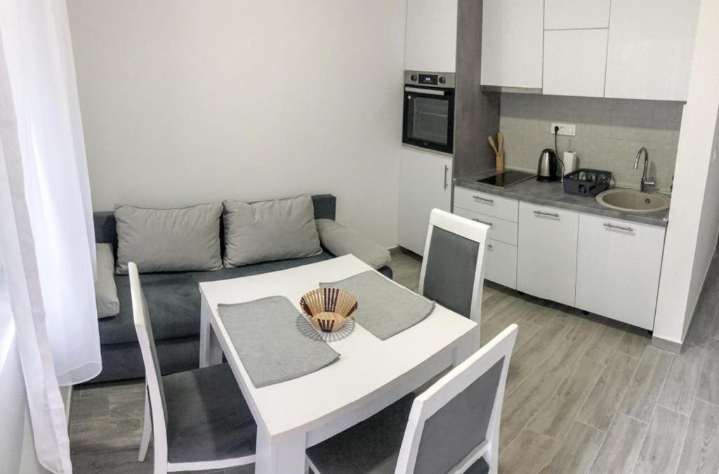 Apartmani Cupara Tivat Exteriér fotografie
